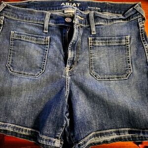 Ariat Jean shorts 32R